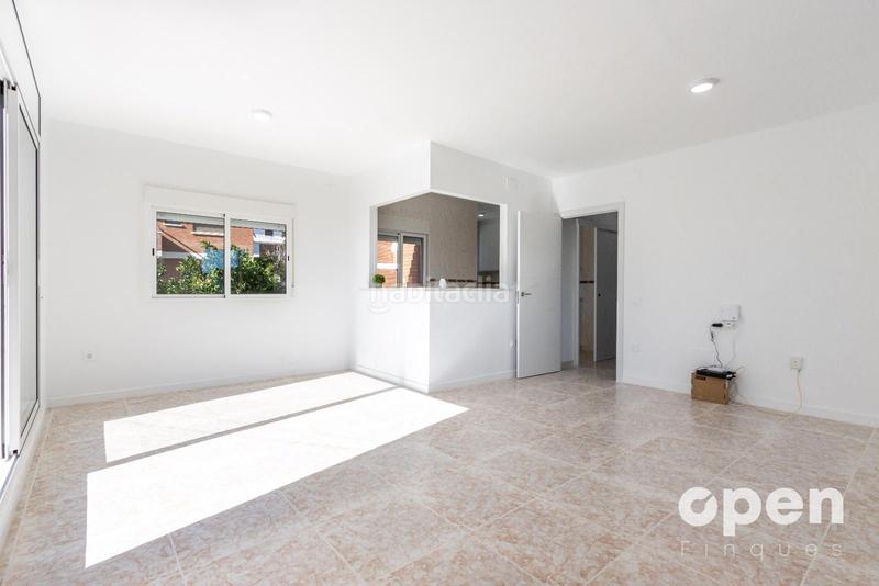 Foto 13734ee2-aa9f-49a7-b5be-3b91d31f35be. Chalet zona can torrents en Cunit residencial Cunit