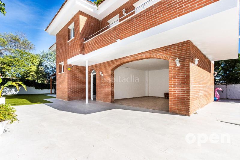 Foto 46355ae4-8cd8-4bf1-a247-8217349679c0. Chalet zona can torrents en Cunit residencial Cunit