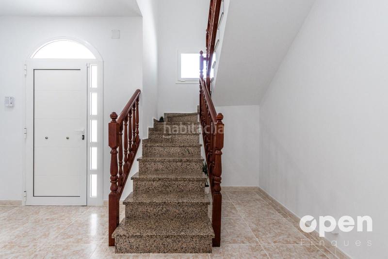 Foto b1b24992-0e75-49a0-91f5-da71454451b0. Chalet zona can torrents en Cunit residencial Cunit