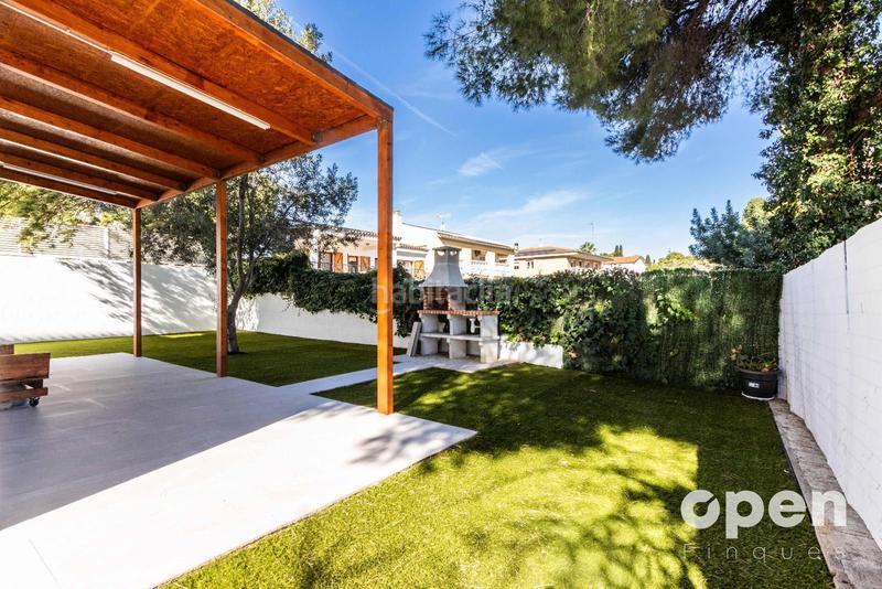 Foto b414811a-1fd2-4461-8c31-41260e61af8c. Chalet zona can torrents en Cunit residencial Cunit