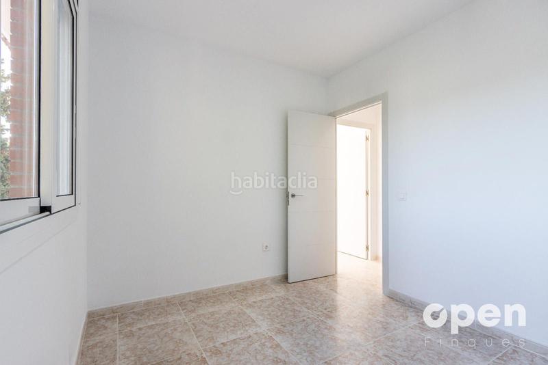 Foto c78c5893-512e-4c8d-99c4-d84173de7bf0. Chalet zona can torrents en Cunit residencial Cunit