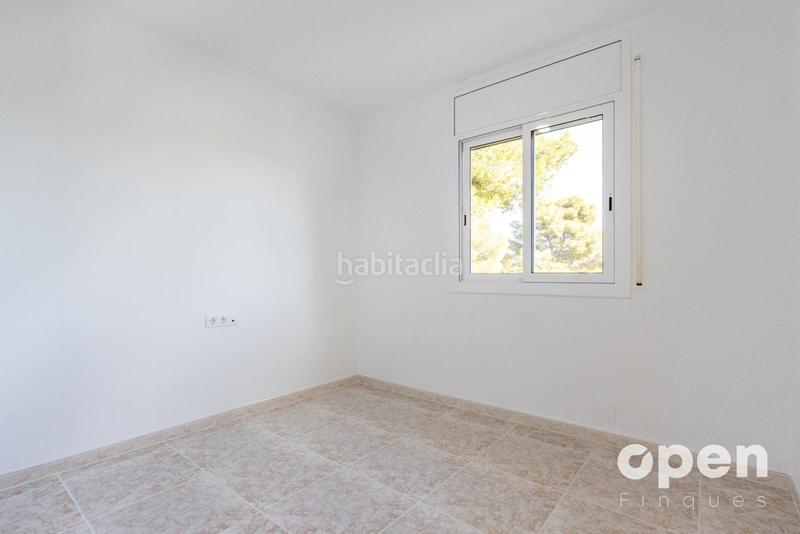 Foto ed6cd1bb-a8ff-4e43-9de1-9b0553d14a58. Chalet zona can torrents en Cunit residencial Cunit