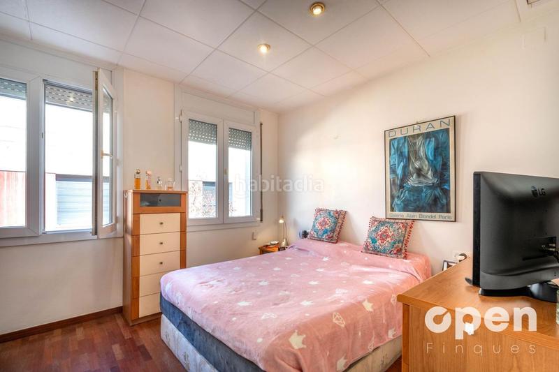 Foto 3d33a5d3-c719-4fe6-a3ed-68b1de8b574e. Casa adosada calle de pau claris en Barri del Centre Terrassa