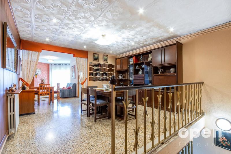 Foto 80904a7c-36cc-410c-bf16-99a6362e726b. Duplex con riscaldamento in Can Boada Terrassa