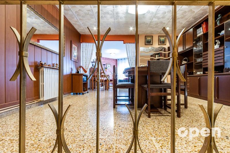 Foto b9139a19-6ce2-49e5-83aa-8781f911e114. Duplex con riscaldamento in Can Boada Terrassa