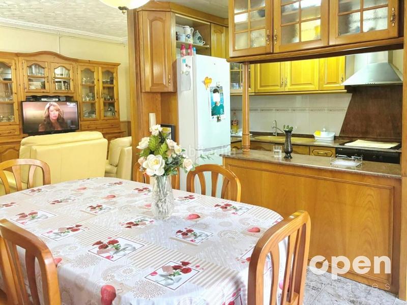 Foto 1d498faf-aa24-45bf-a9ec-668ae5ac7d0e. Casa calle dàngel guimerà en Can Palet Terrassa