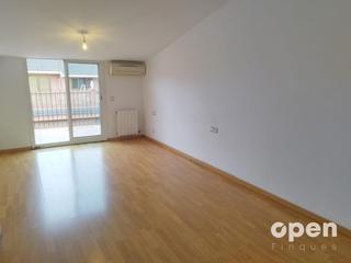 Dúplex  Valencia. Valencia  zona can roses  rubí