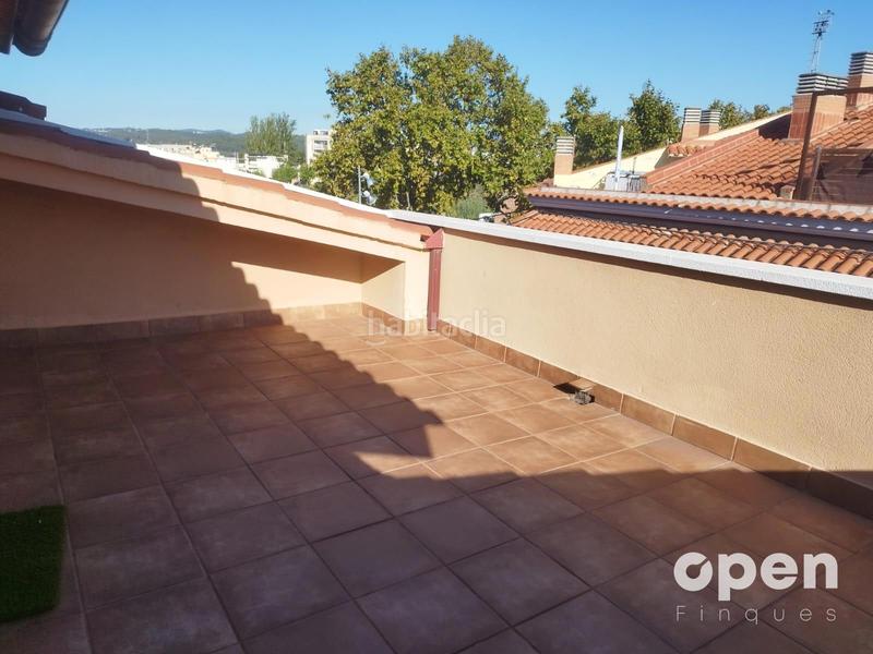 Foto 21fa3948-9281-4918-8e3f-2d000b59baf0. Casa con riscaldamento parcheggio in Ca n´Oriol Rubí