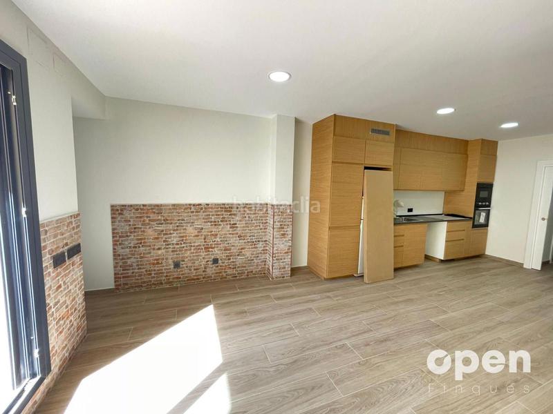 Foto 246d70d2-d8d7-4b10-972f-fc3e3fe2621a. Pis amb calefacció a Ca n'Aurell Terrassa