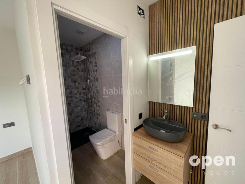 Foto 5953bd96-9e26-4199-a577-b1f060a2c5c6. Pis amb calefacció a Ca n'Aurell Terrassa