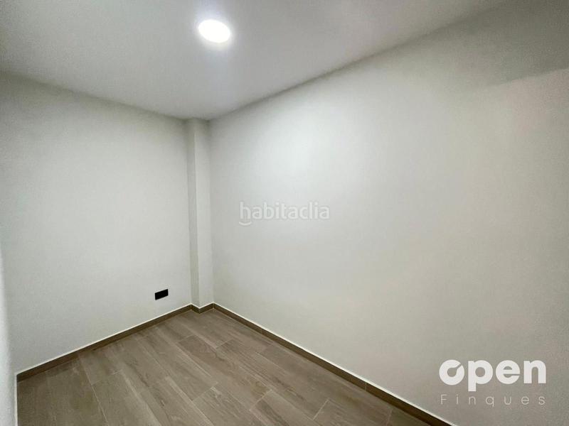 Foto b45c8cf9-14d8-4315-bd77-64c576963680. Pis amb calefacció a Ca n'Aurell Terrassa