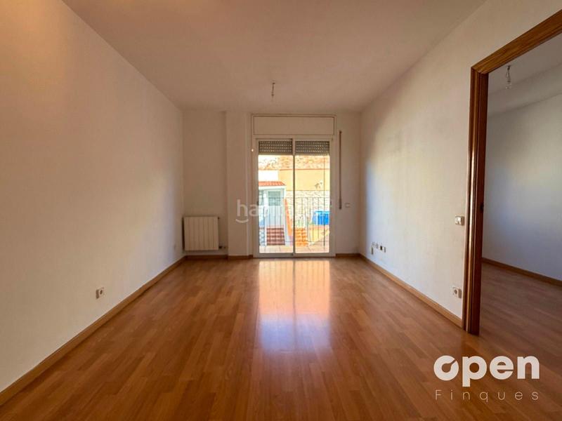 Foto 1ab92f20-f6fa-40d5-9c3e-36febfbd16e3. Zweistöckige wohnung mit heizung parking in Ca n´Oriol Rubí