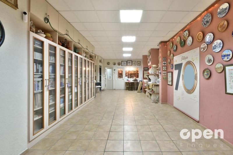 Foto 67aa79be-9568-42c1-b826-3aa65cfde9d1. Casa adosada calle de la poetessa caparà en Sant Pere Nord Terrassa