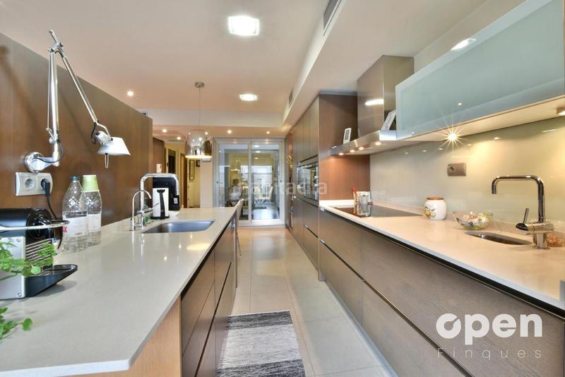 Foto a1eab7e0-d283-4a79-9d9b-fc403d2ec0c7. Casa adosada calle de la poetessa caparà en Sant Pere Nord Terrassa