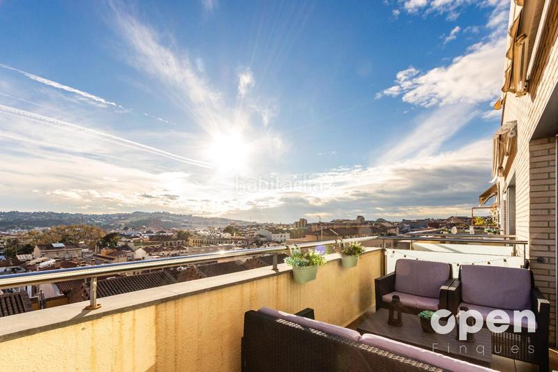 Foto 180c075c-ce60-4f74-b4ed-4f2e7c4ec42d. Duplex avec chauffage dans Ca n'Aurell Terrassa