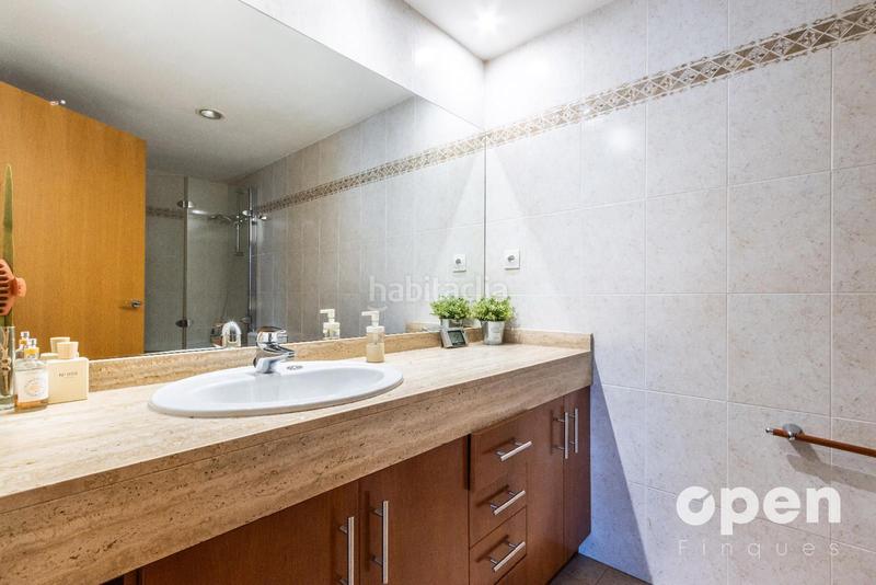 Foto 1b349303-abf6-473c-9fc1-c0fc38d2da0b. Duplex avec chauffage dans Ca n'Aurell Terrassa