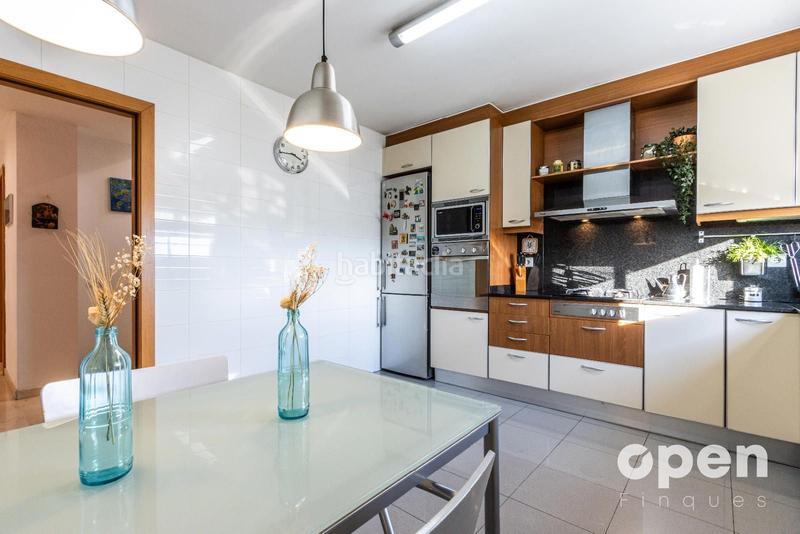 Foto 53e9ee8c-b585-4a3e-b743-92a6c08897ed. Duplex avec chauffage dans Ca n'Aurell Terrassa