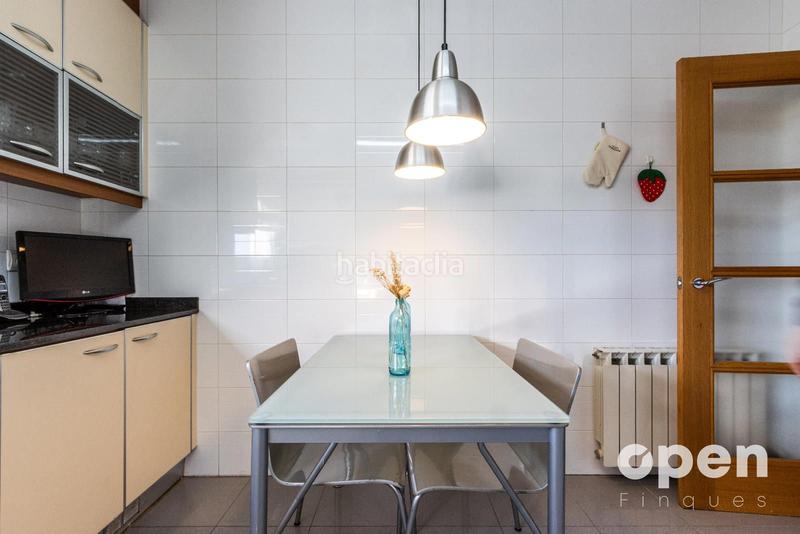 Foto b2a08109-fbbe-4160-ad76-85cc44e5261b. Duplex avec chauffage dans Ca n'Aurell Terrassa