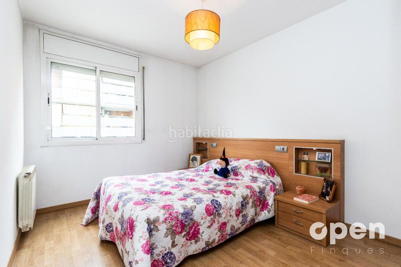 Foto 7142ee2b-6951-455e-859c-9466179f46e9. Pis amb calefacció aparcament a Egara Terrassa