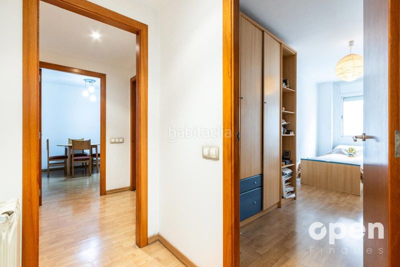 Foto 8b20168d-835c-4f75-a519-da74616abfd4. Pis amb calefacció aparcament a Egara Terrassa