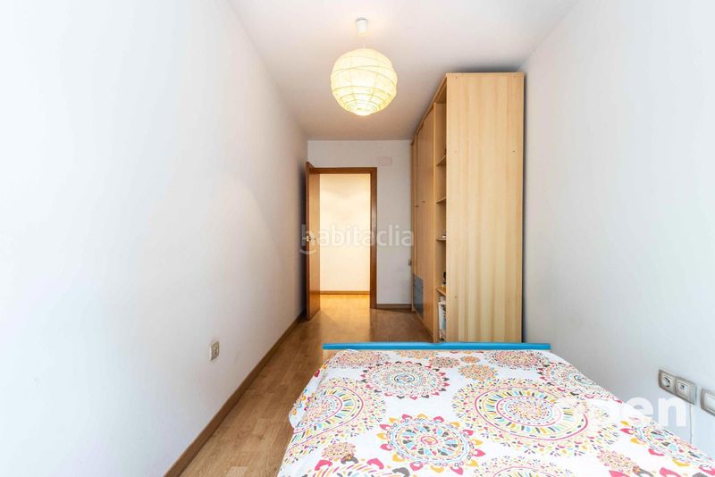 Foto b0b53323-d670-4d84-80a2-729c3d965f68. Pis amb calefacció aparcament a Egara Terrassa