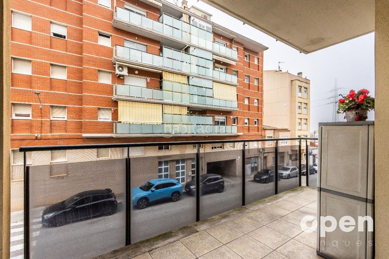 Foto e46e7b12-4e8c-4e19-bba5-c852a6dd0542. Pis amb calefacció aparcament a Egara Terrassa