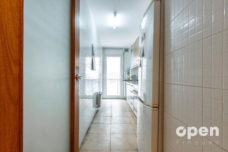 Foto ff4e8678-d31b-4a60-a952-c8879717f266. Pis amb calefacció aparcament a Egara Terrassa