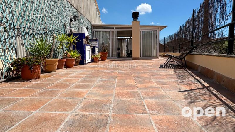 Foto 70048fd6-7d6a-4508-80fd-5724fb89f17a. Chalet calle de josep trueta en Ca n'Aurell Terrassa