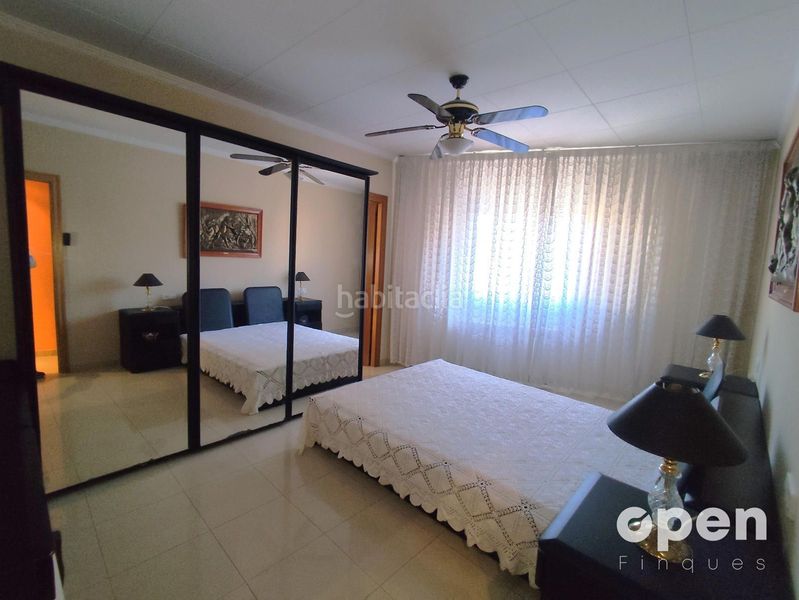 Foto b2d847b2-c903-4901-b419-3e9470fa321e. Chalet calle de josep trueta en Ca n'Aurell Terrassa