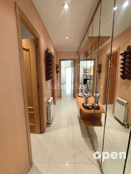 Foto e0662f36-a78c-4e70-90d6-5605ff3417f5. Chalet calle de josep trueta en Ca n'Aurell Terrassa