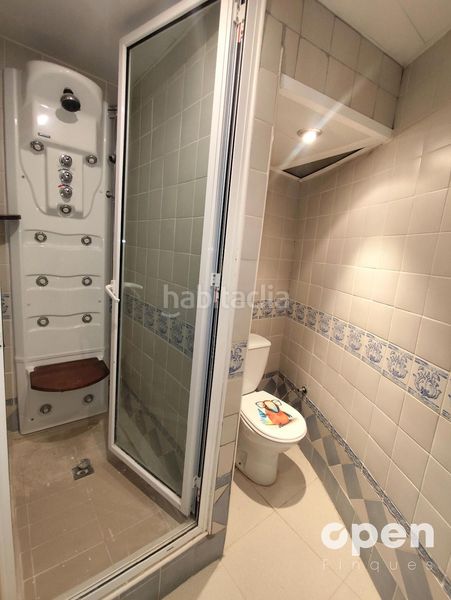 Foto f43964f6-ece6-415b-92c8-c790a61ab526. Chalet calle de josep trueta en Ca n'Aurell Terrassa