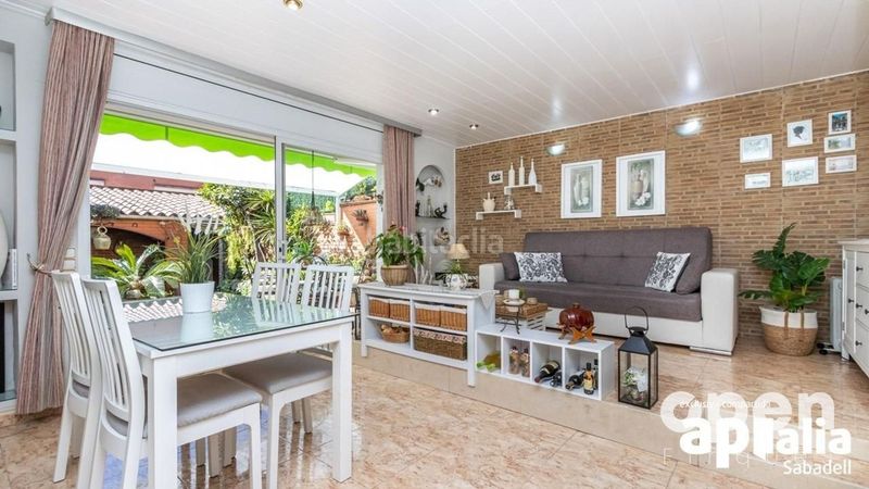 Foto 08abaf8f-0971-4cb3-8e29-0f10cf403ace. Casa adossada amb aparcament piscina a Les Arenes - La Grípia - Can Montllor Terrassa