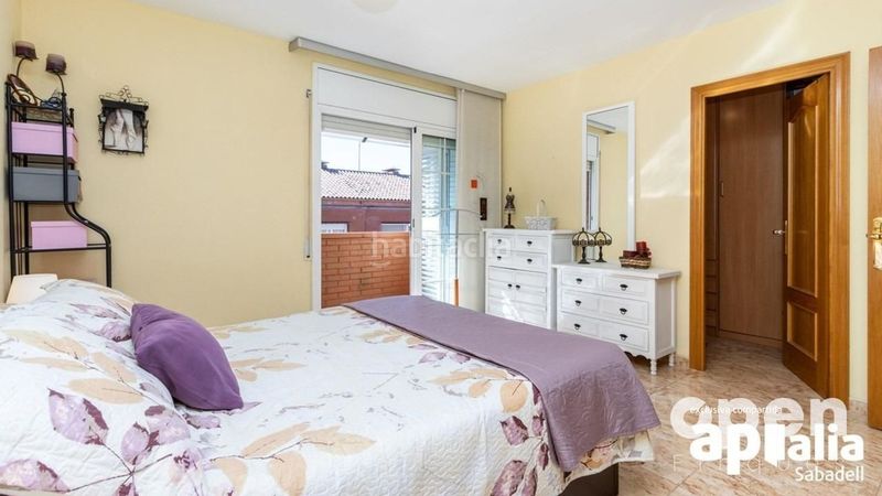 Foto 0cf00e24-8353-49af-93ac-1bd59e694541. Casa adossada amb aparcament piscina a Les Arenes - La Grípia - Can Montllor Terrassa