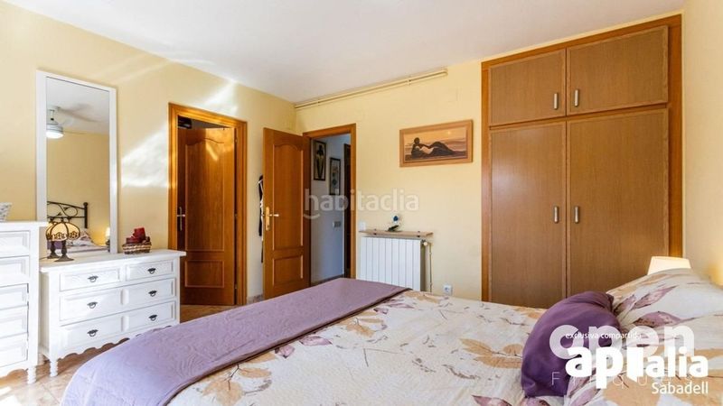 Foto 1591102f-5b5e-4886-bcb5-9a4264a6fafd. Casa adossada amb aparcament piscina a Les Arenes - La Grípia - Can Montllor Terrassa