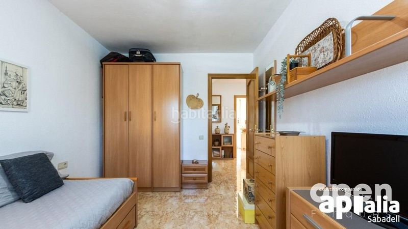 Foto 45917707-f145-4e4c-997a-bb41fab54354. Casa adossada amb aparcament piscina a Les Arenes - La Grípia - Can Montllor Terrassa