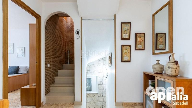 Foto 60fdaa49-3fdc-4b4d-ba35-e38044489308. Casa adossada amb aparcament piscina a Les Arenes - La Grípia - Can Montllor Terrassa