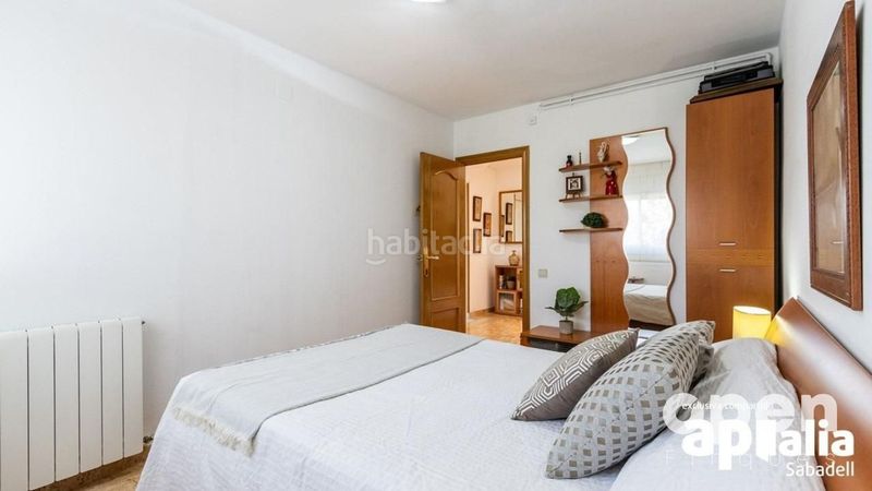 Foto 7212f4ce-5f54-423b-bbd3-450867d5c547. Casa adossada amb aparcament piscina a Les Arenes - La Grípia - Can Montllor Terrassa