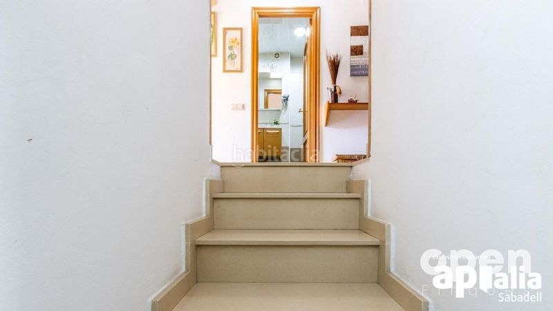 Foto 8e64050a-c765-4670-81dd-68891f86e1b4. Casa adossada amb aparcament piscina a Les Arenes - La Grípia - Can Montllor Terrassa