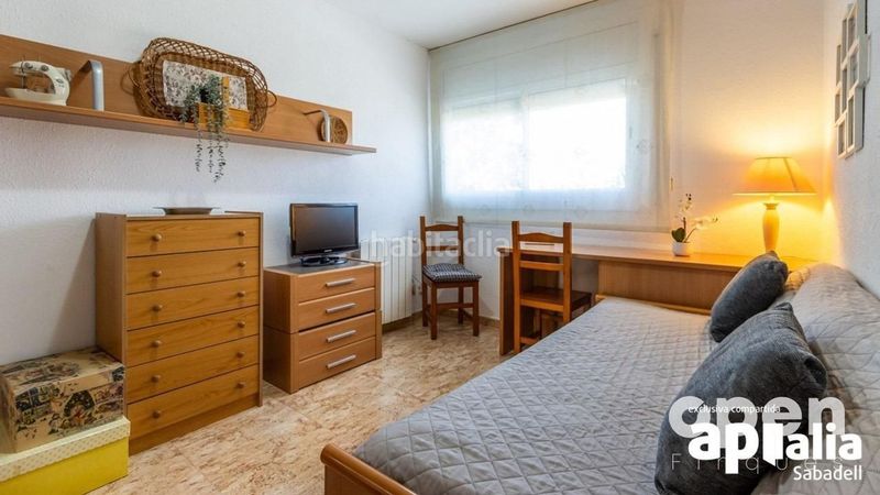 Foto 9f6b2247-7baf-4fd6-8cc4-06a17a25ed47. Casa adossada amb aparcament piscina a Les Arenes - La Grípia - Can Montllor Terrassa