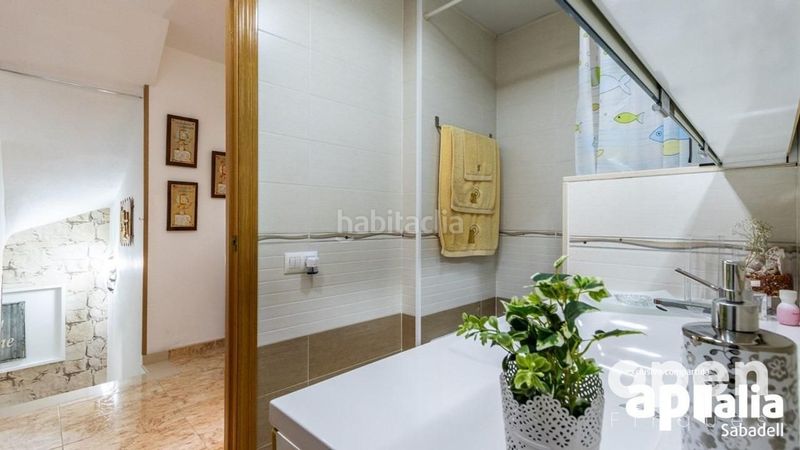 Foto e3fa181b-0f30-4bc3-b34e-67924d87b471. Casa adossada amb aparcament piscina a Les Arenes - La Grípia - Can Montllor Terrassa