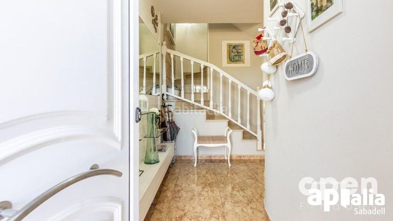 Foto edad3c41-aa09-4ea2-98c0-8449a87298ff. Casa adossada amb aparcament piscina a Les Arenes - La Grípia - Can Montllor Terrassa