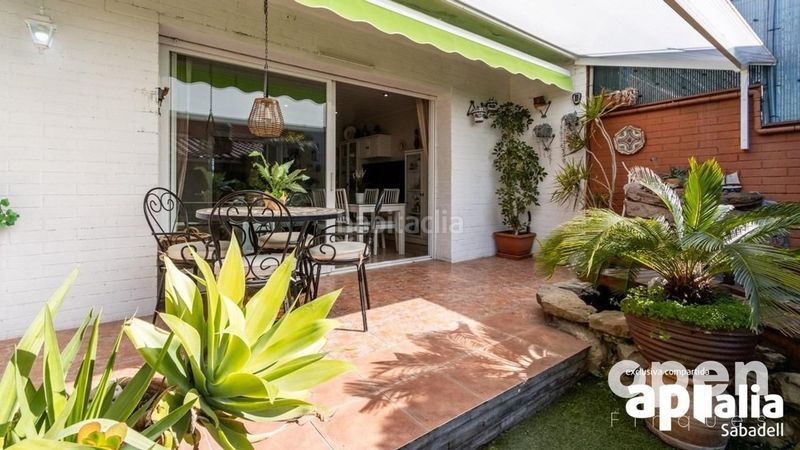 Foto fa0998f0-7d09-40e9-b9f7-b95e7dc1a6a3. Casa adossada amb aparcament piscina a Les Arenes - La Grípia - Can Montllor Terrassa