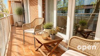 Etagenwohnung in Barri del Centre. Calle sant mari�