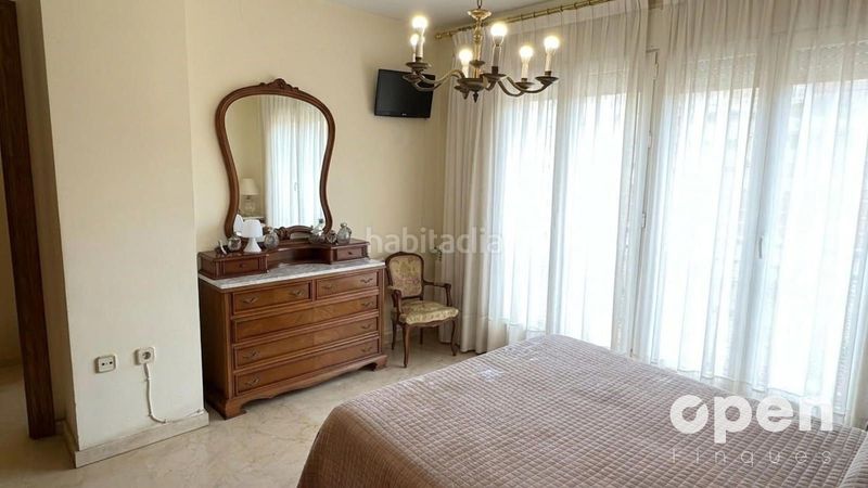 Foto 6b06e5fa-c13a-4307-acf6-6e750157d515. Pis amb calefacció aparcament a Barri del Centre Terrassa