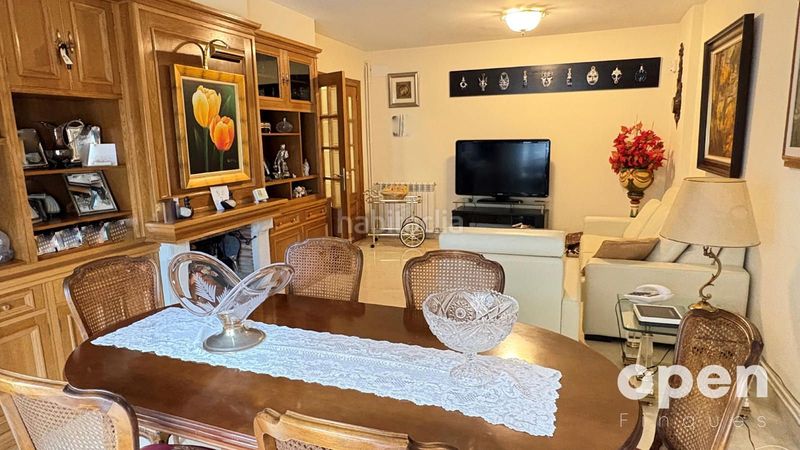 Foto b6aa8459-b14b-4535-be93-adda9f691e33. Pis amb calefacció aparcament a Barri del Centre Terrassa