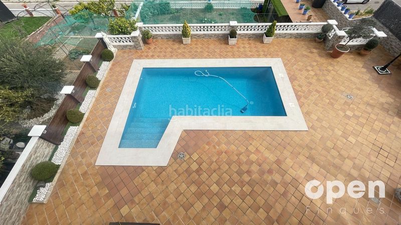 Foto 1594301b-2e65-45dc-a2be-eac292a160b5. Xalet amb calefacció aparcament piscina a Castellnou-Can Mir-Can Solà Rubí