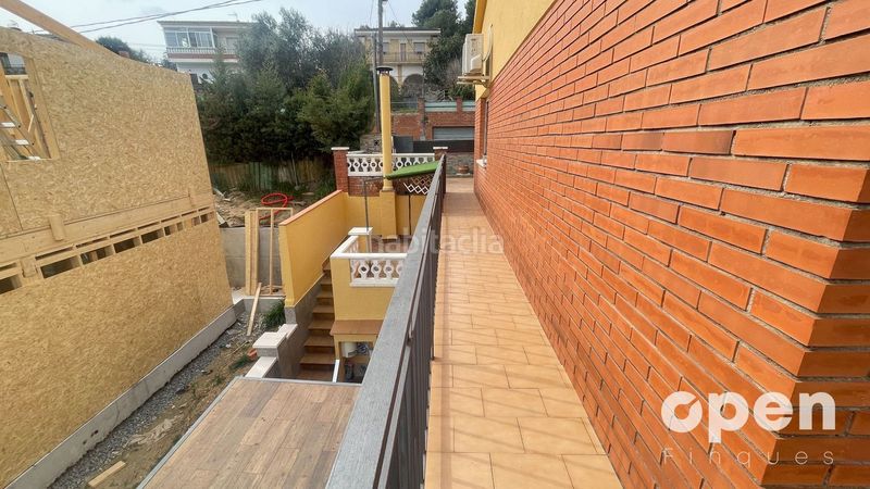 Foto 562bca06-68db-45c0-8009-51cd3c2313f5. Xalet amb calefacció aparcament piscina a Castellnou-Can Mir-Can Solà Rubí