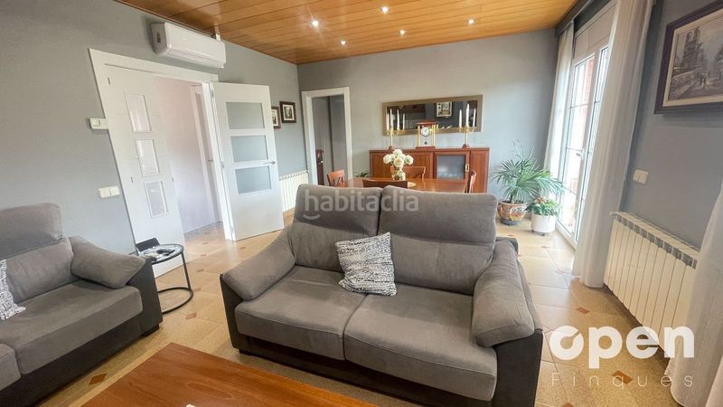 Foto 8d1877a5-1cec-451e-8301-baf85e580367. Xalet amb calefacció aparcament piscina a Castellnou-Can Mir-Can Solà Rubí