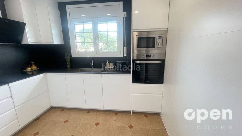 Foto b1cc72f9-fb62-4f55-bf2a-dd4afc598eff. Xalet amb calefacció aparcament piscina a Castellnou-Can Mir-Can Solà Rubí