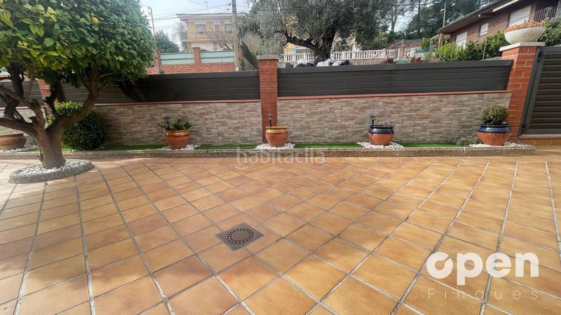 Foto e0518186-e53e-4b00-b854-097b10564cd2. Xalet amb calefacció aparcament piscina a Castellnou-Can Mir-Can Solà Rubí